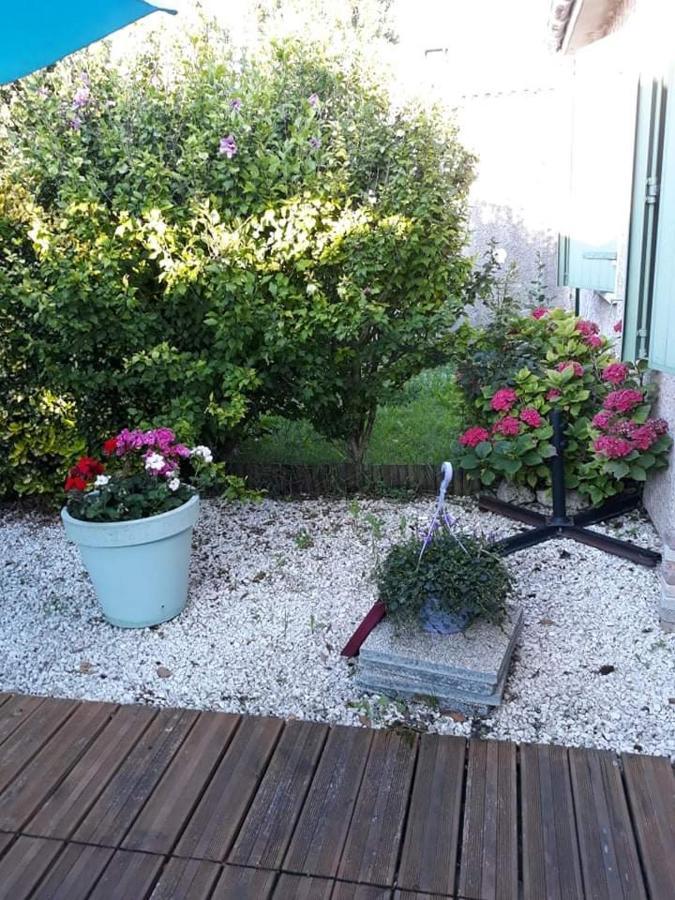 Ocean Campagne Liberte Bed & Breakfast Aigrefeuille-dʼAunis Екстериор снимка